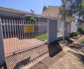 Locação - Residência - Rua Interventor Manoel Ribas 733 - Centro