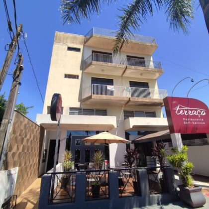 Venda - Apartamento - Av. Irmãos Pereira 1930 (apto 01) - Centro