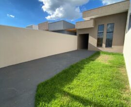 Venda - Residência - Rua Elias Antonio Pequito 604 (lado esquerdo) - Jd. Santa Casa