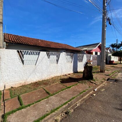 Locação – Residência – Rua Pinheiro, 158 - Jd Condor