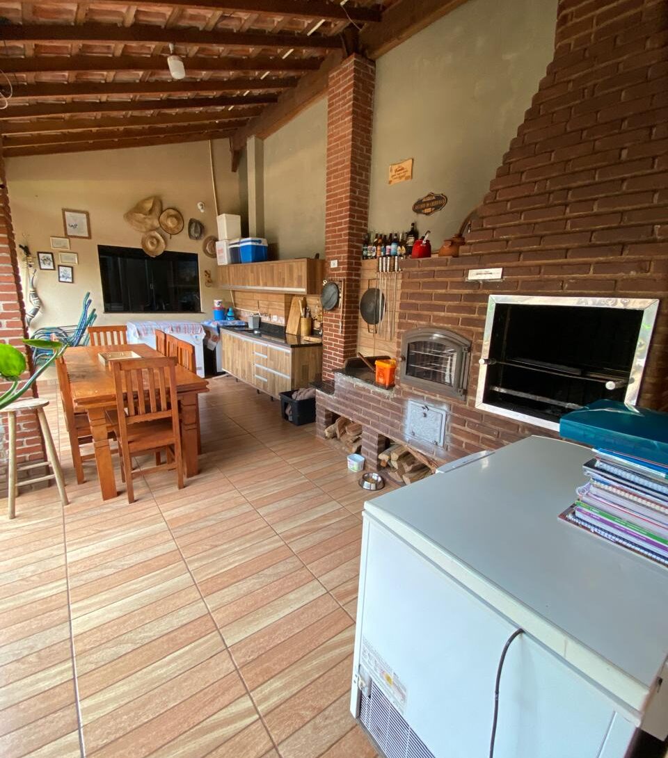 Espaço de churrasco avarandado