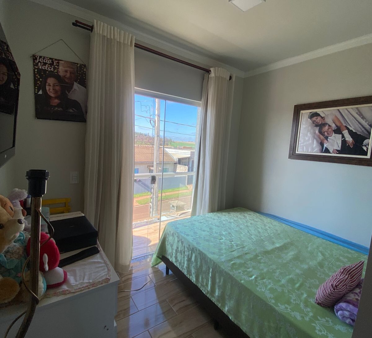 Quarto com sacada