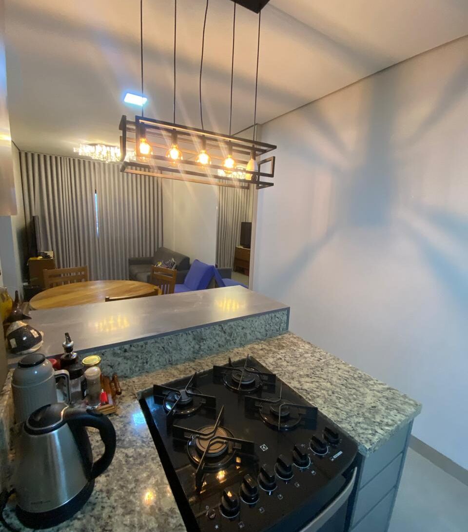 Cozinha vista jantar e sala