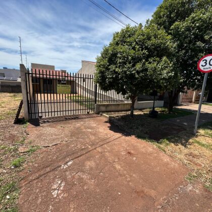 Locação - Residência - Rua Geremias Cilião de Araújo 1400 - Jd. Albuquerque