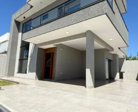 Venda - Sobrado - Rua Emy C. D Collodel 103 - Shangrila I