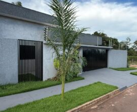 Venda - Residência - Rua Veronica Boiko Esquina Rua Mogno - Jd Flora