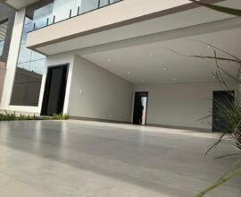 Venda - Residência - Rua Mitica Seki Uehara 768 - Jd. Parque do Lago