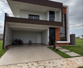 Venda - Sobrado - Rua leeds 1493 - Condomínio Royale Premium( Av. Versalles)
