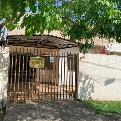 Locação – Residência – R. Salin Kalaf, 135 - Parque das Acácias