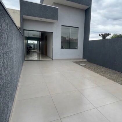 Venda - Residência - Rua Maria Elisa Laurani 514 - Jd. Novo centro